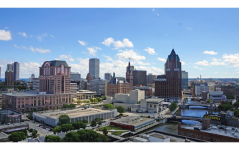 aerial view of downtown Milwaukee and Milwaukee River