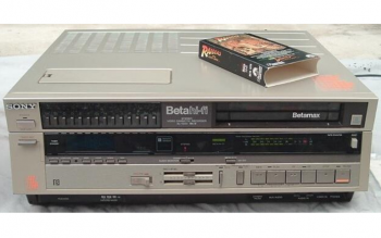 image of a Sony Beta hi-fi VCR