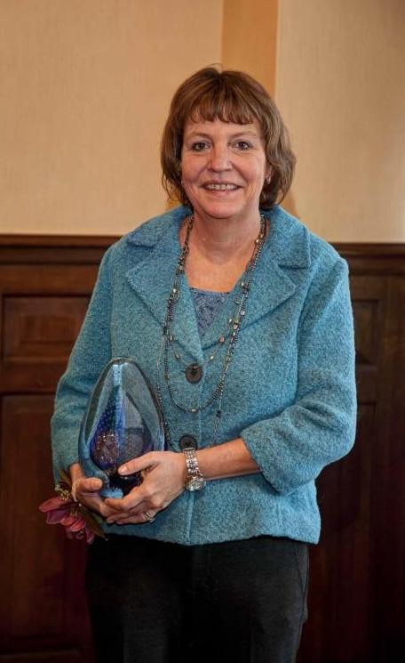 Mary K. Albrecht with 2012 Scott M. Cutlip Professional Fundraiser Award 
