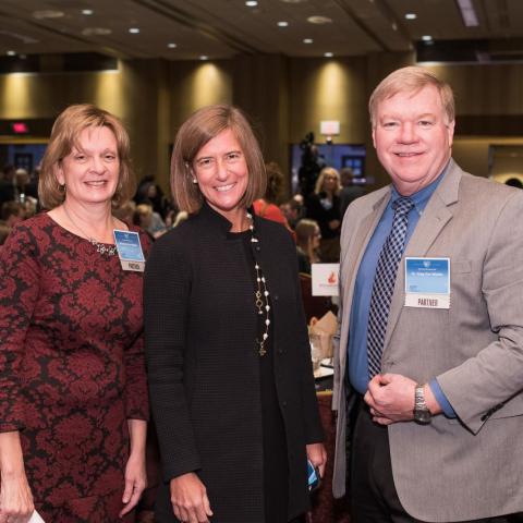 2017 NPD event: AFP Member posing with her guests/partners in philanthropy